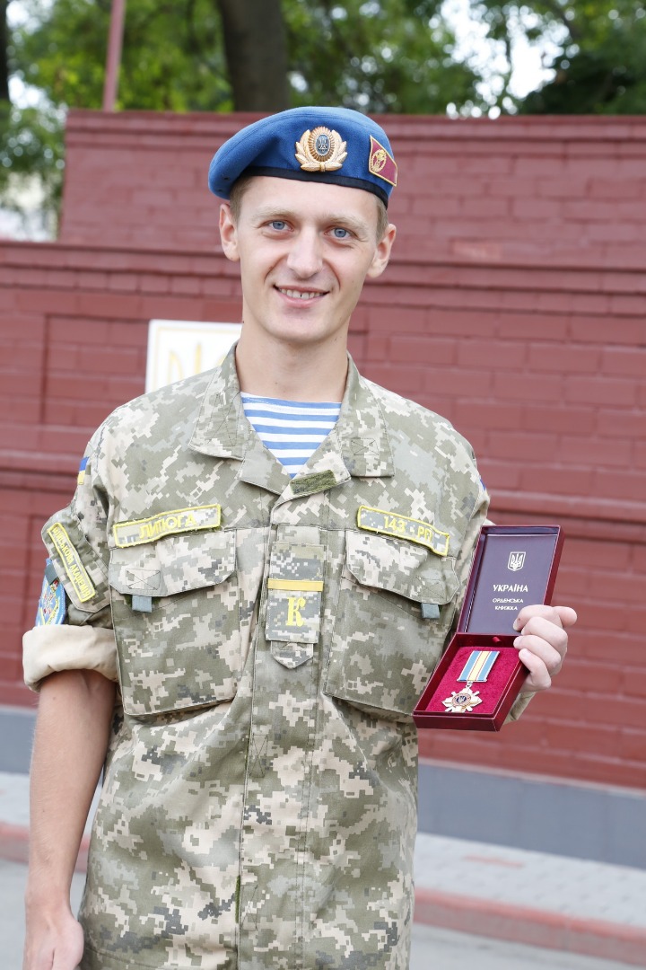 Курсант-розвідник нагороджений орденом “За мужність”