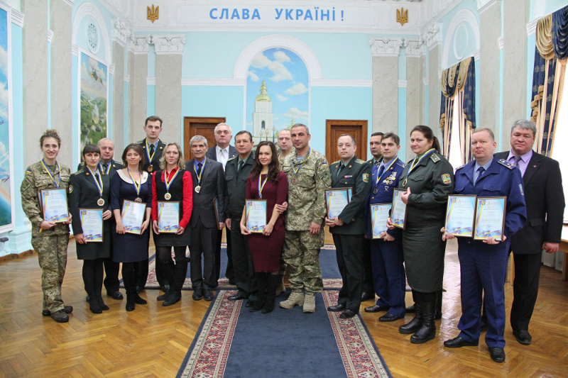 Співробітники ГУР МО України стали переможцями спортивних змагань до 25-ї річниці Збройних Сил України