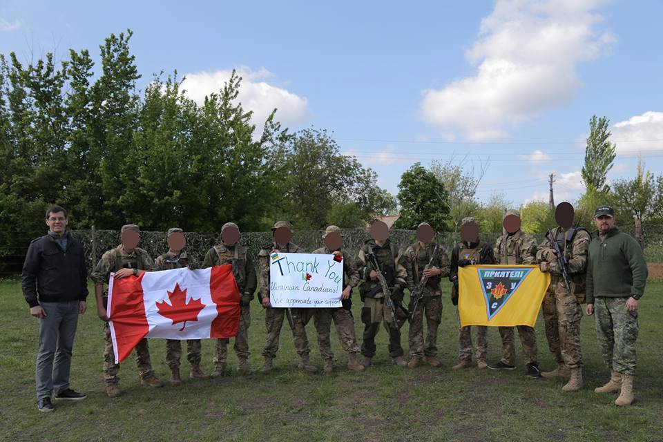 Volunteers from “Free People” NGO continues to help Ukrainian reconnaissance men