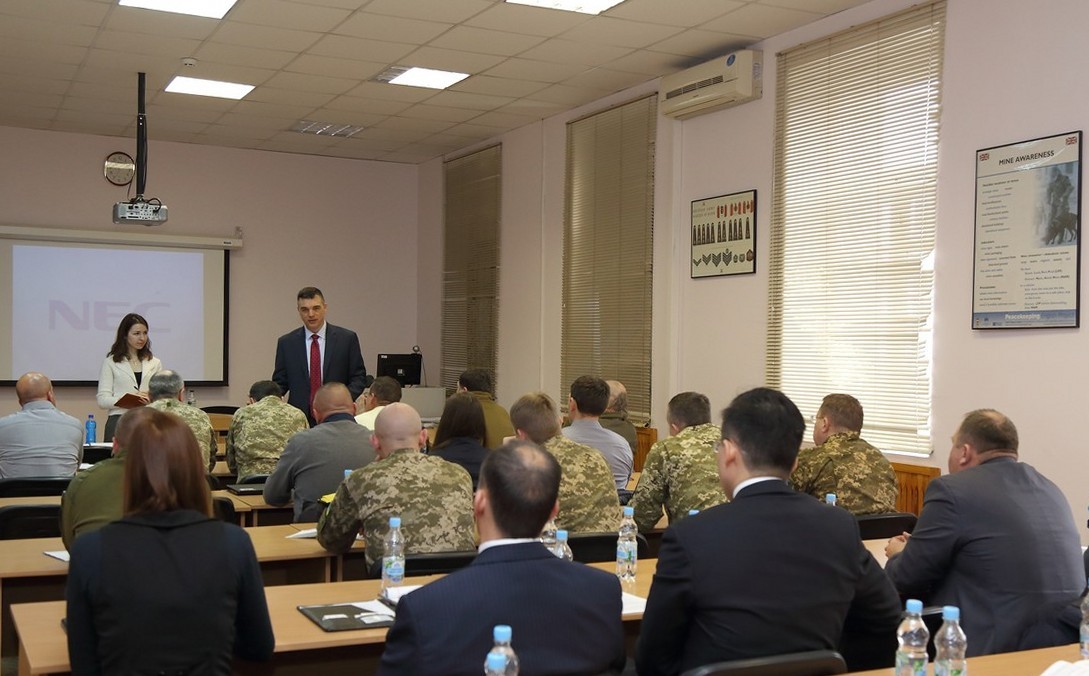 Представники ГУР МО України взяли участь у семінарі з інформаційних операцій
