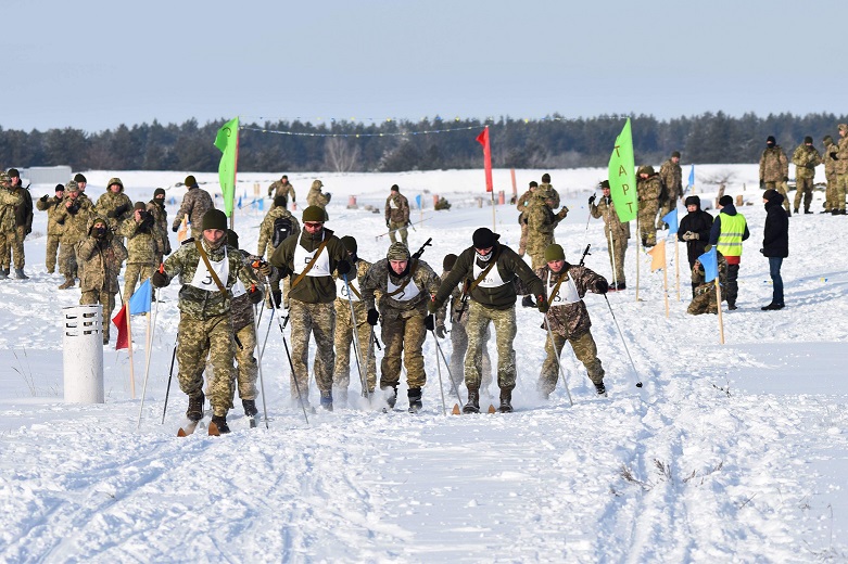 Майбутні офіцери-розвідники вибороли призове місце на чемпіонаті Сухопутних військ із зимового військового біатлону