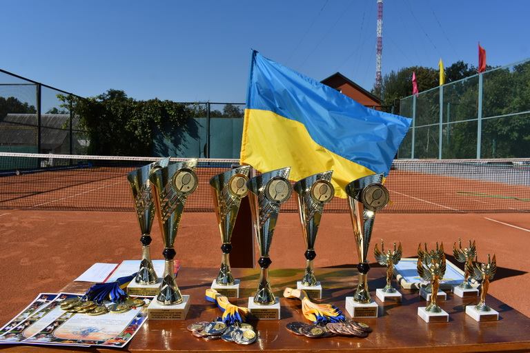 У Вінниці розпочався 8 міжнародний благодійний тенісний турнір на Кубок Повітряних Сил ЗС України