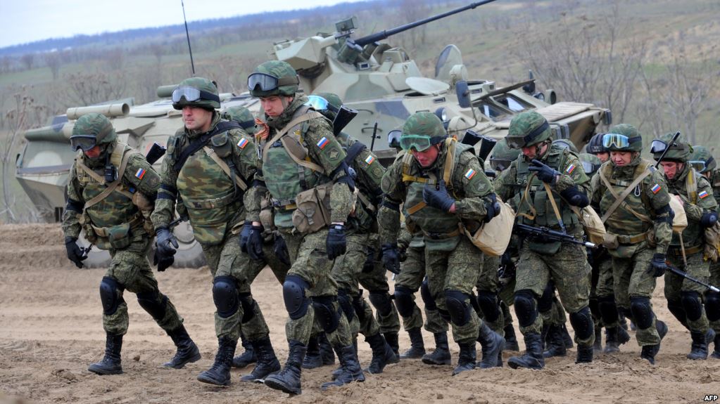 Сьогодні воєнна розвідка України відмічає значну активізацію російських військ уздовж кордонів України