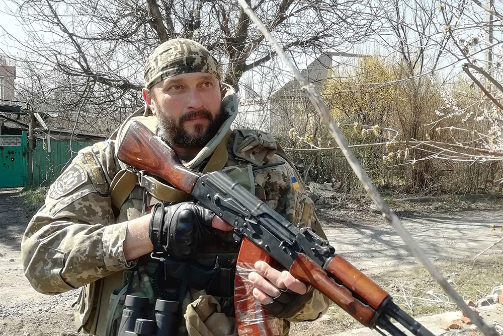 Military Register of a Reconnaissance Man Includes: Donetsk Airport, Debaltseve, Contusion and Wound
