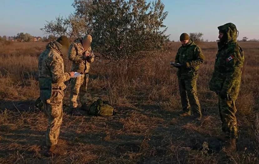 Representatives of the UNIFIER Mission to Ukraine Trained Cadets-Reconnaissance Men Modern C2 Forms