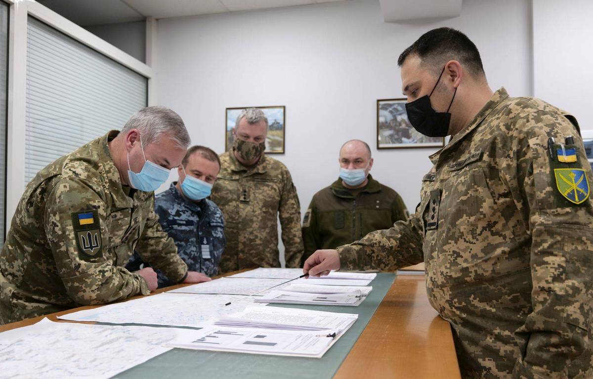 Офіцери-розвідники командування Об’єднаних сил ЗС України беруть участь у заходах з колективної підготовки сил оборони