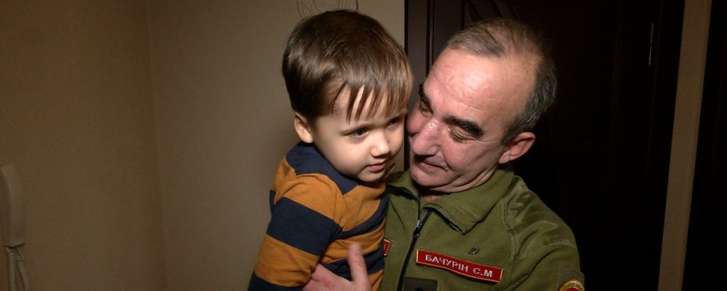 Veteran Reconnaissance Man Has Become "Godfather" for the 3-Year-Old Son of a Deceased Friend