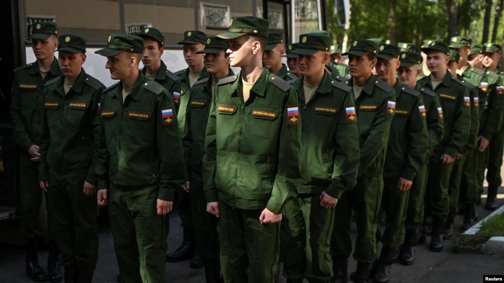 росія збільшує мобілізаційні резерви й планує мобілізувати близько 90 тисяч військовослужбовців