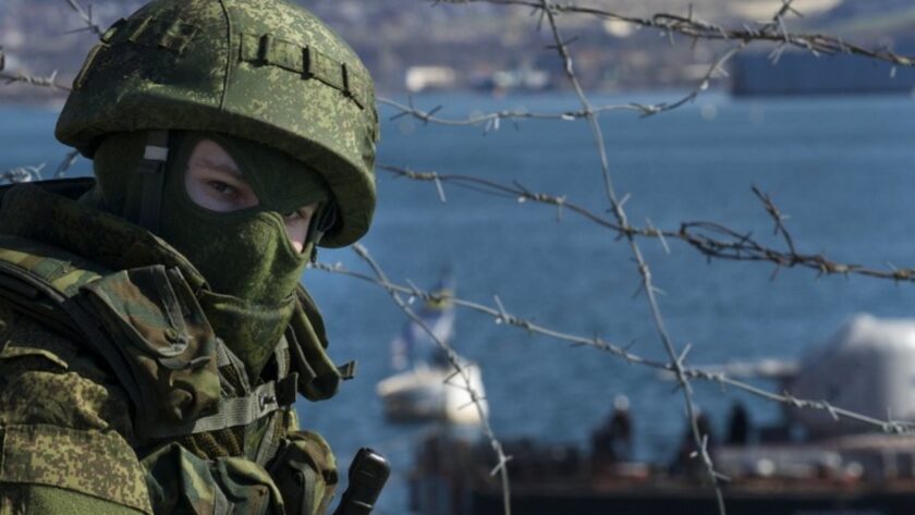 За весну-літо Росія збільшила свій військовий контингент у Криму